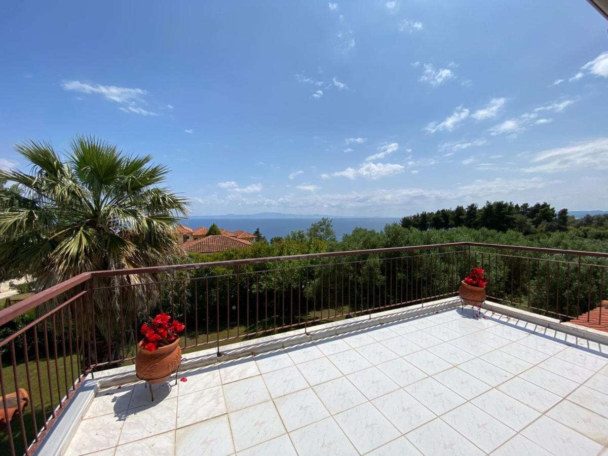 Amazing Sea View Loft, Afytos Apartment ภายนอก รูปภาพ